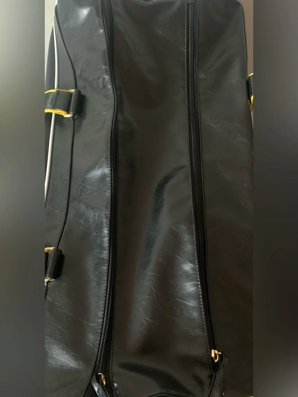 Adidas Originals Premium Weekender Bag Black & Yellow KE2330.  NWT